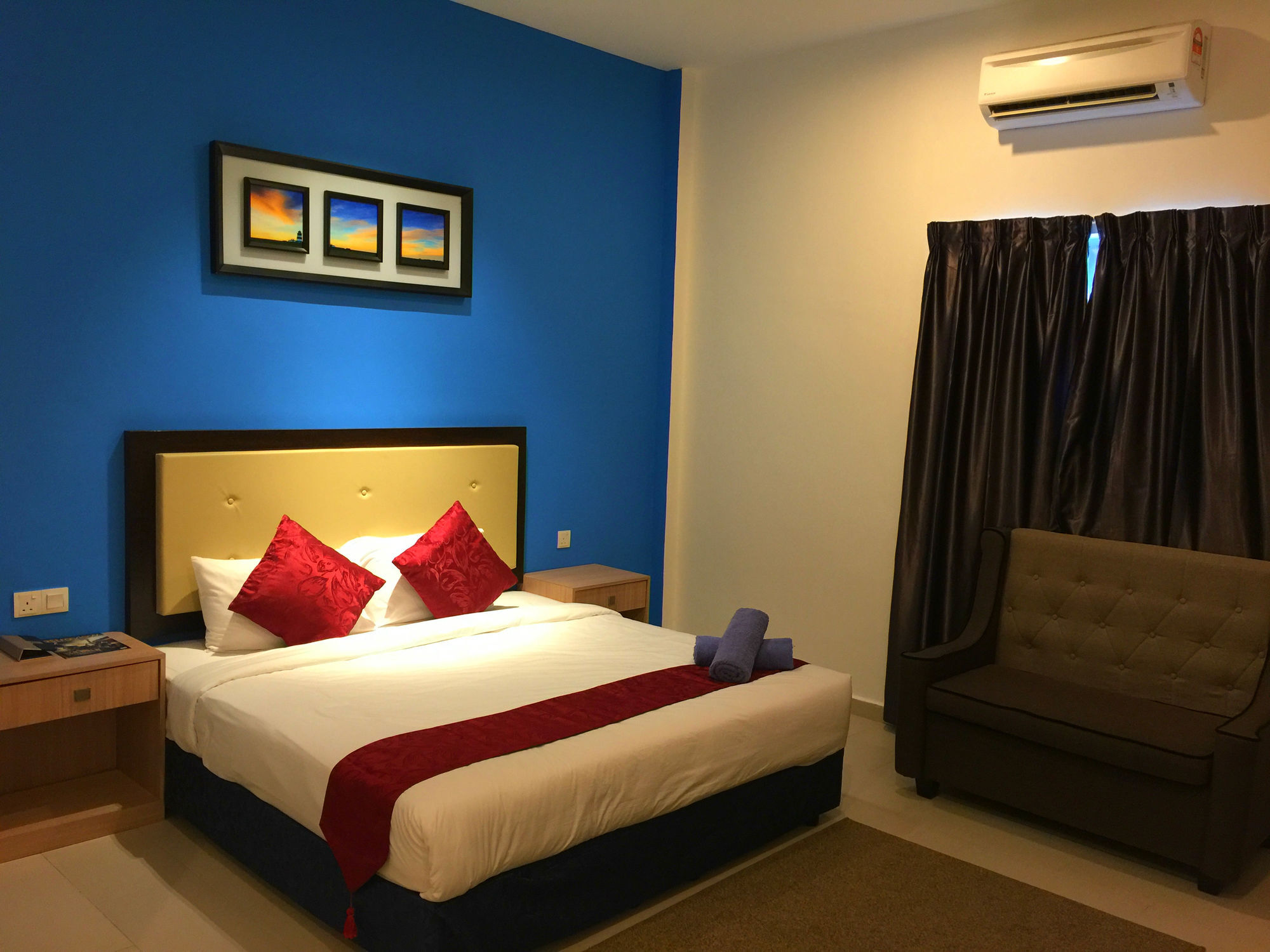 Royal Agate Beach Resort Pantai Cenang  Exteriör bild